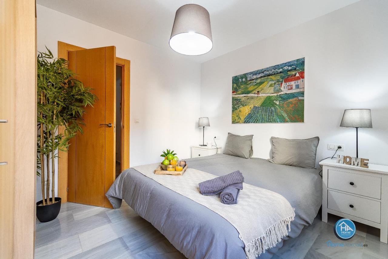 Premium Penthouse With Roof Terrace And Parking In Carlos Haya Málaga Eksteriør billede